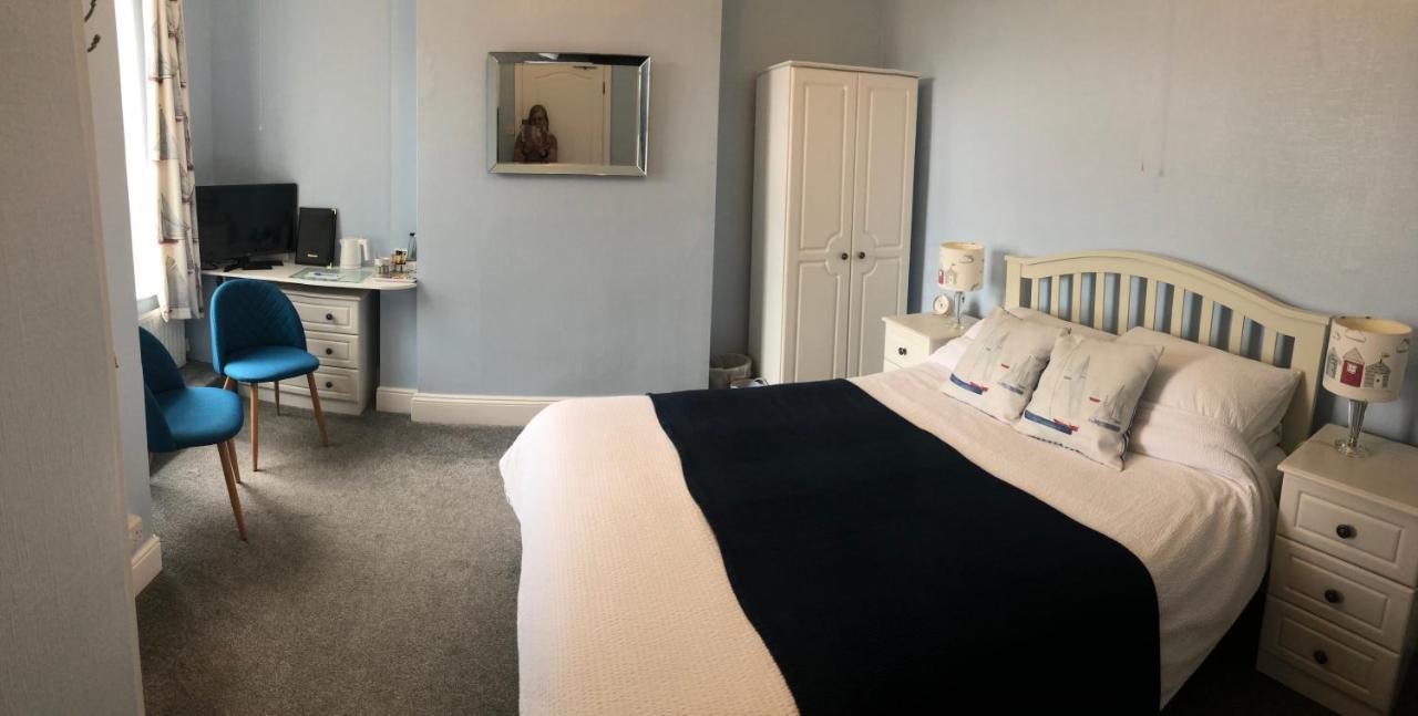 Knoll Guest House Кромер Экстерьер фото