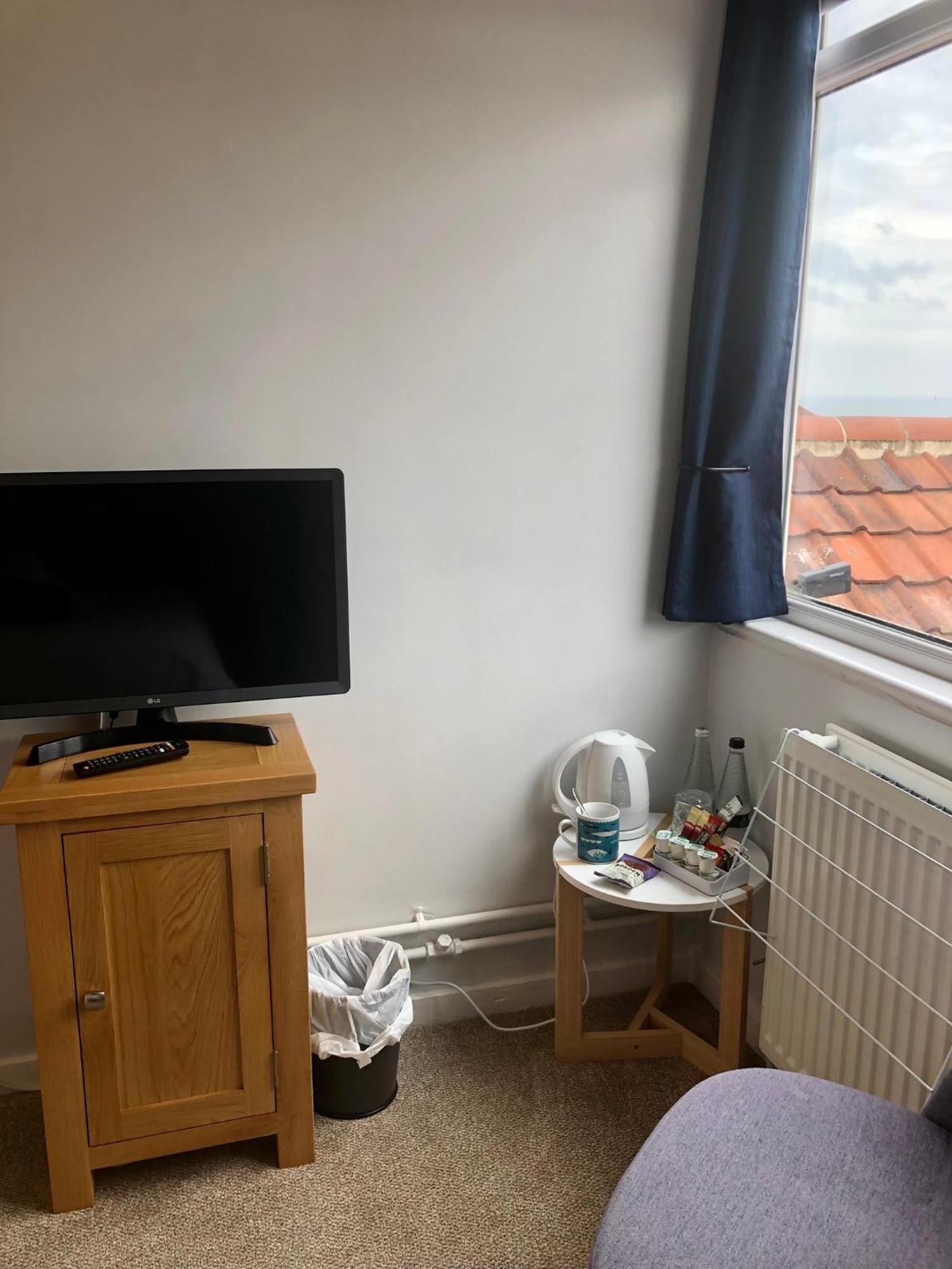 Knoll Guest House Кромер Экстерьер фото